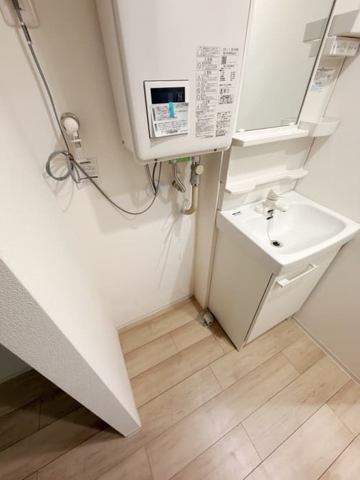 Room image 11