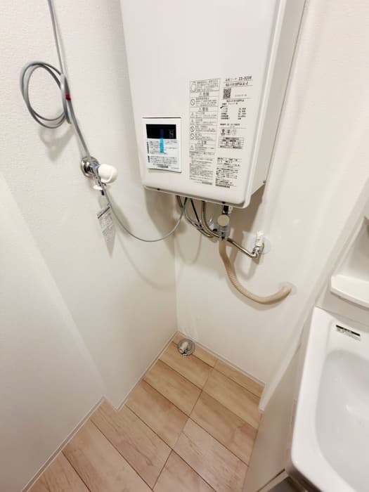 Room image 12