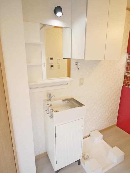 Room image 10