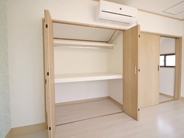 Room image 14