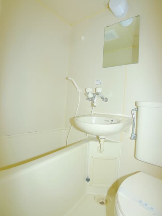 Room image 11
