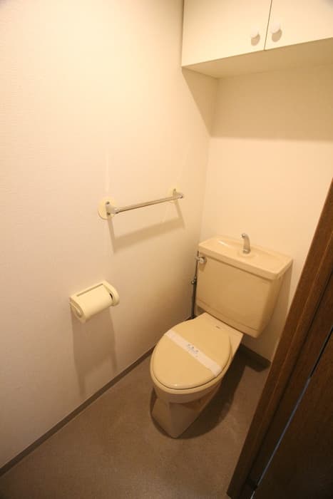 Room image 10