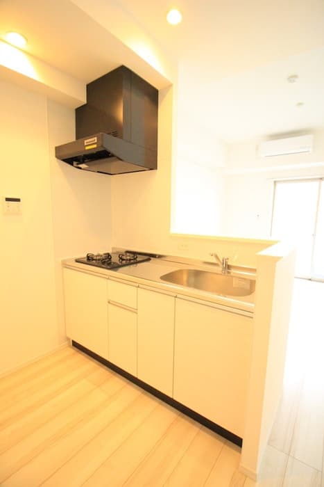 Room image 10