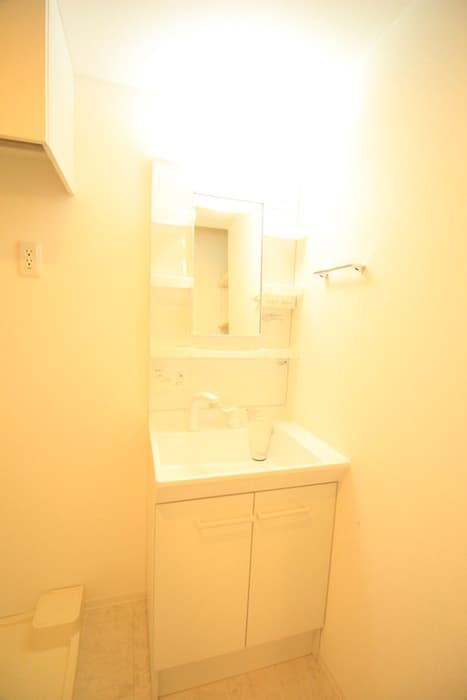 Room image 13