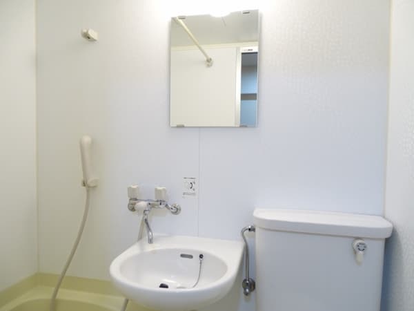 Room image 10