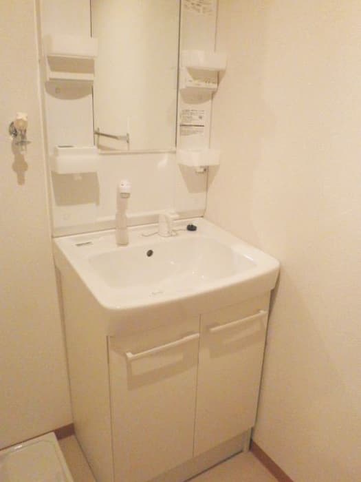 Room image 12
