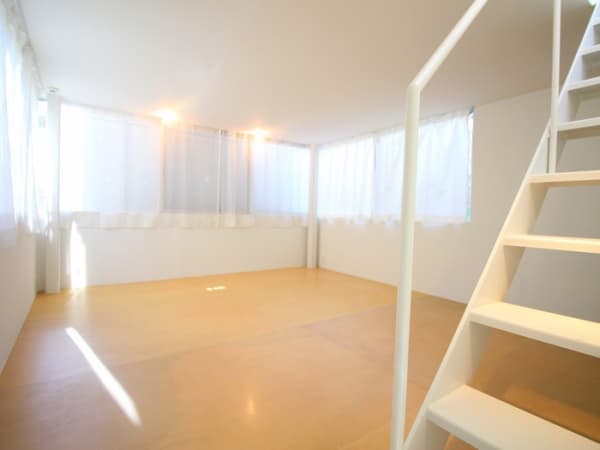 Room image 10