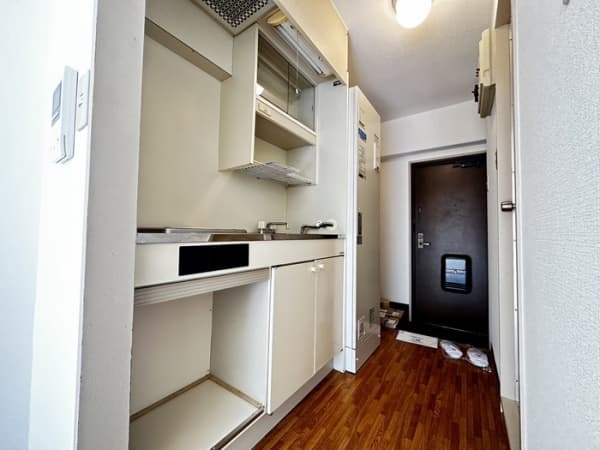 Room image 10