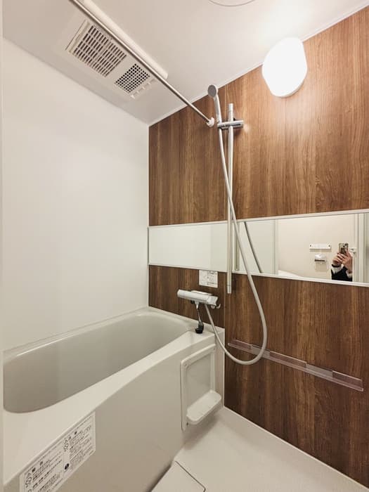 Room image 11