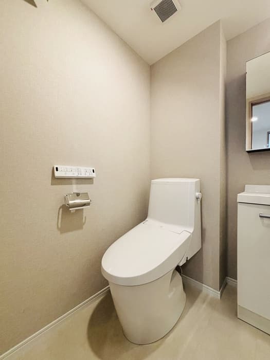 Room image 13