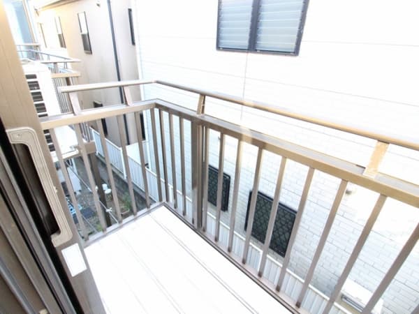 Room image 8