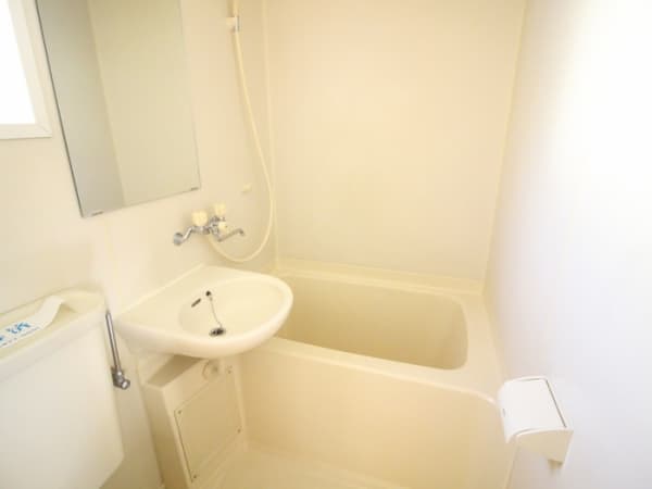 Room image 13