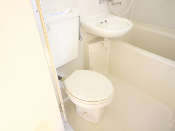 Room image 14