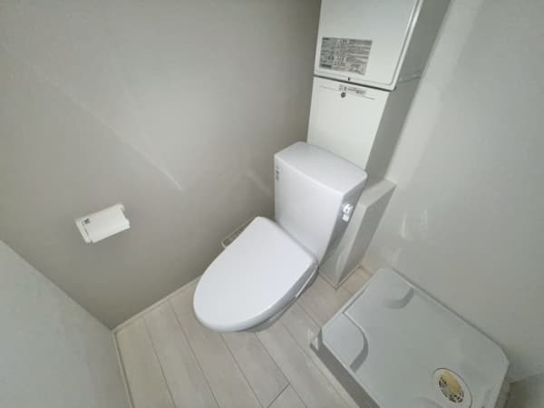 Room image 12