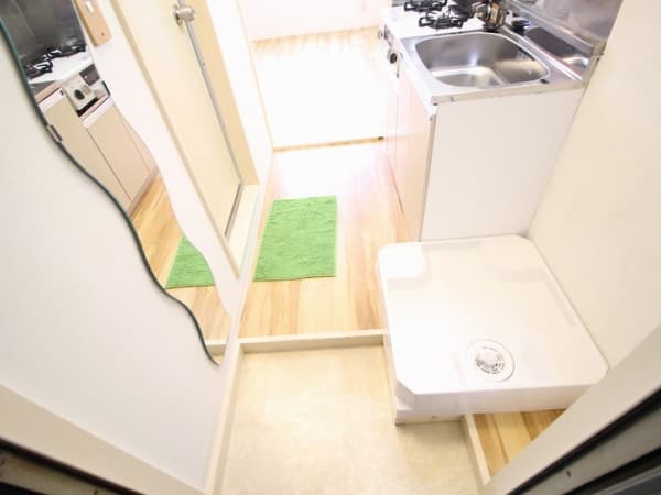 Room image 13