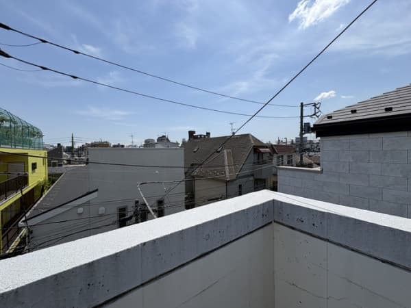Room image 10