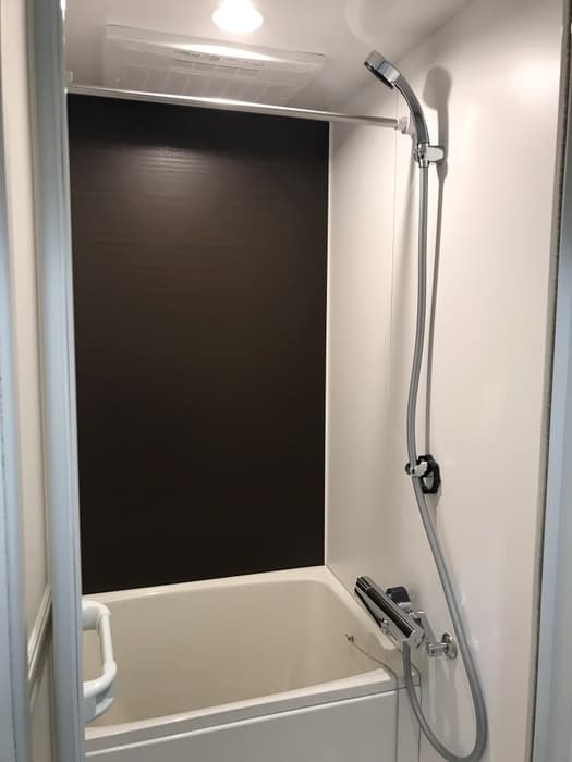 Room image 12