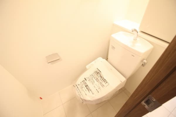 Room image 12