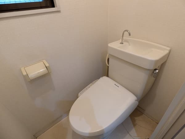 Room image 10