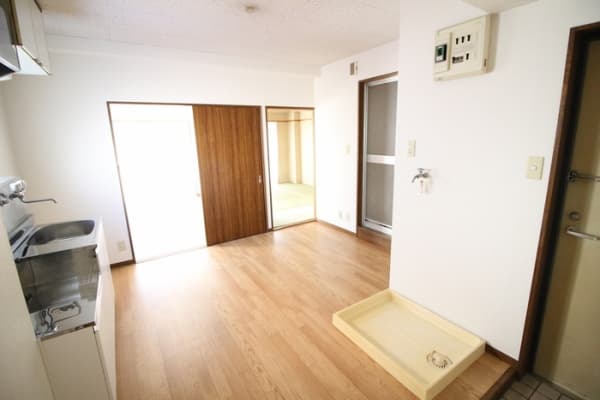 Room image 11