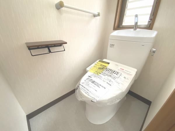 Room image 11
