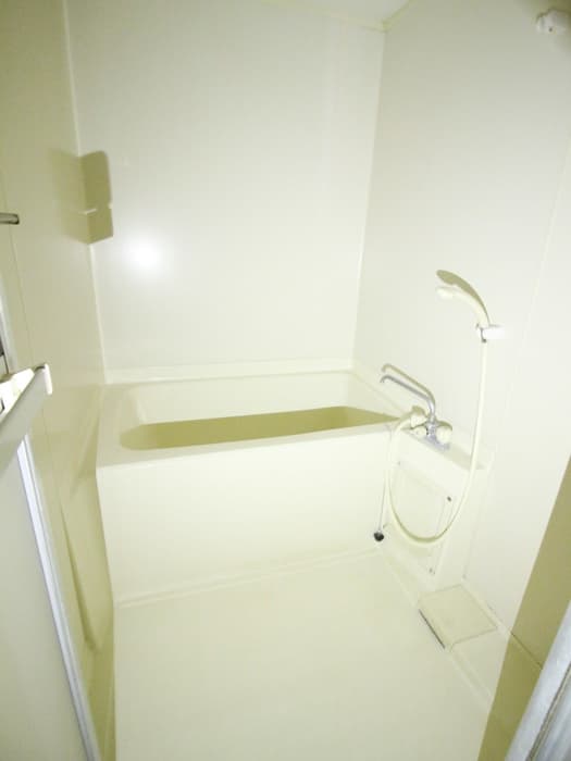 Room image 9
