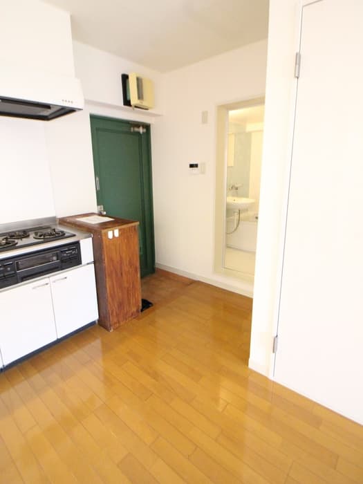 Room image 14