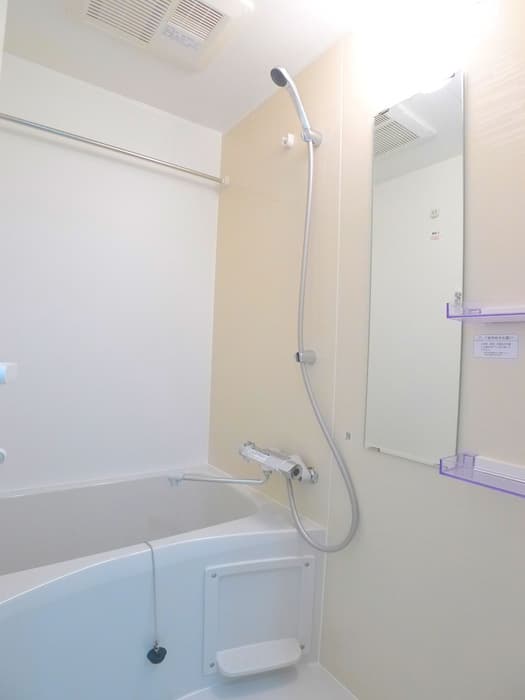 Room image 12