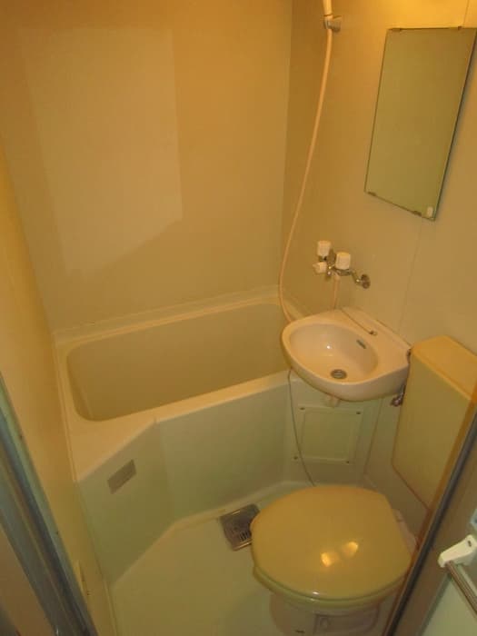Room image 10