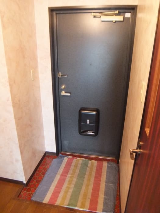 Room image 8