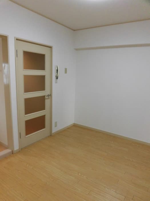 Room image 14