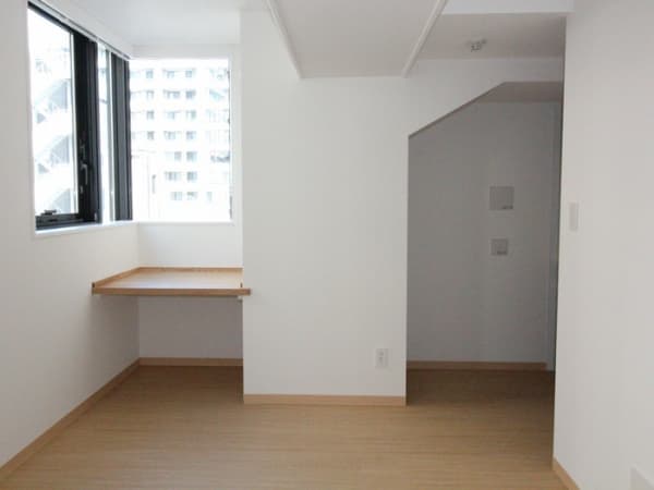 Room image 8