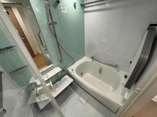 Room image 11