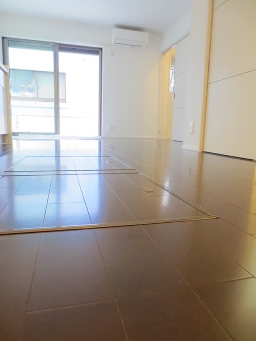 Room image 8