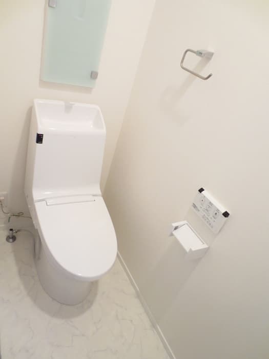 Room image 9