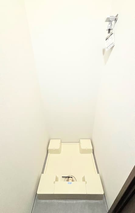 Room image 14