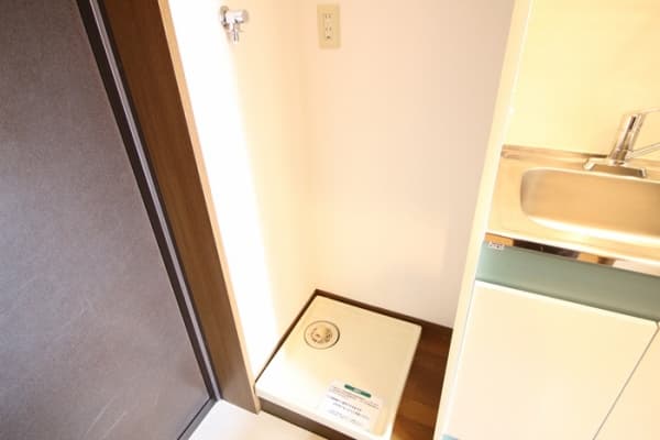 Room image 11