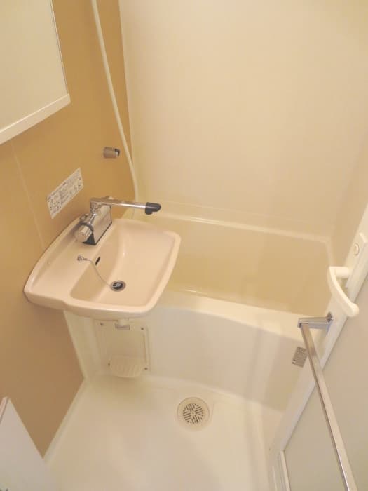 Room image 10