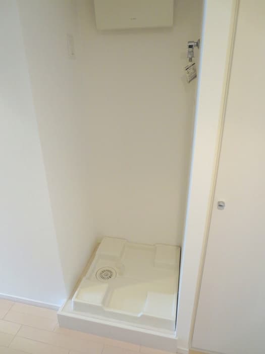 Room image 12