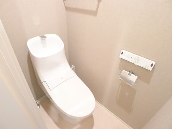 Room image 13