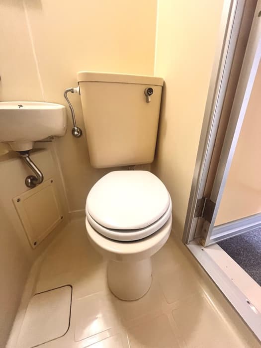 Room image 12