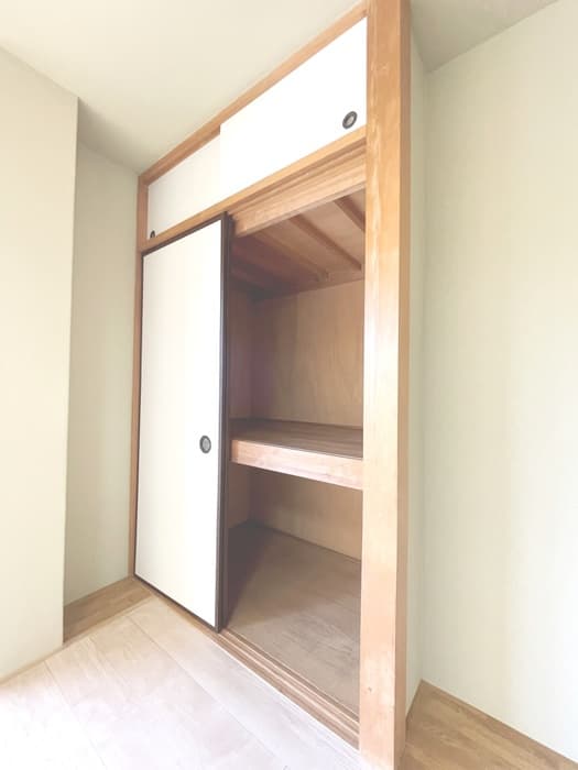 Room image 14