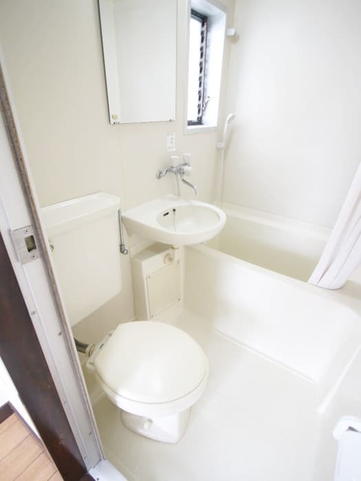 Room image 9