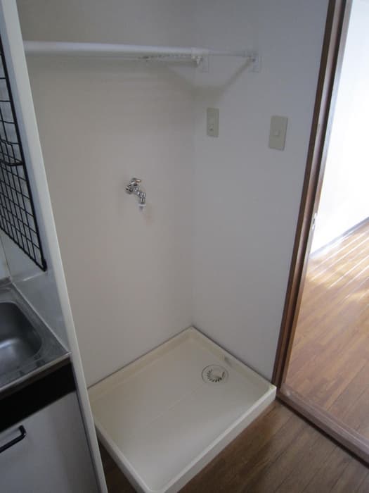 Room image 9