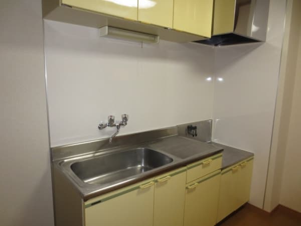 Room image 9