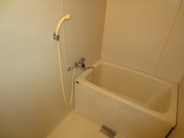Room image 11