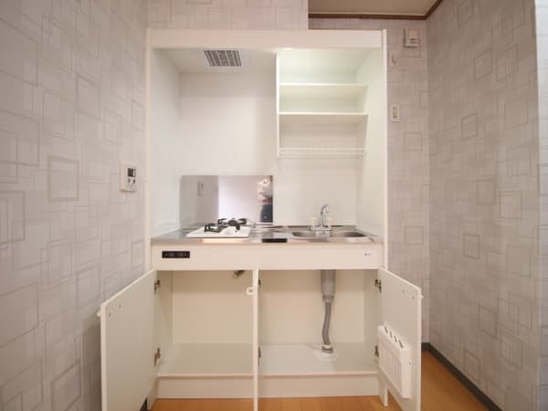 Room image 10