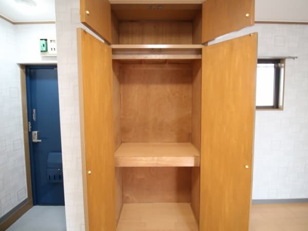 Room image 12