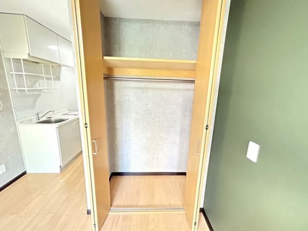 Room image 13