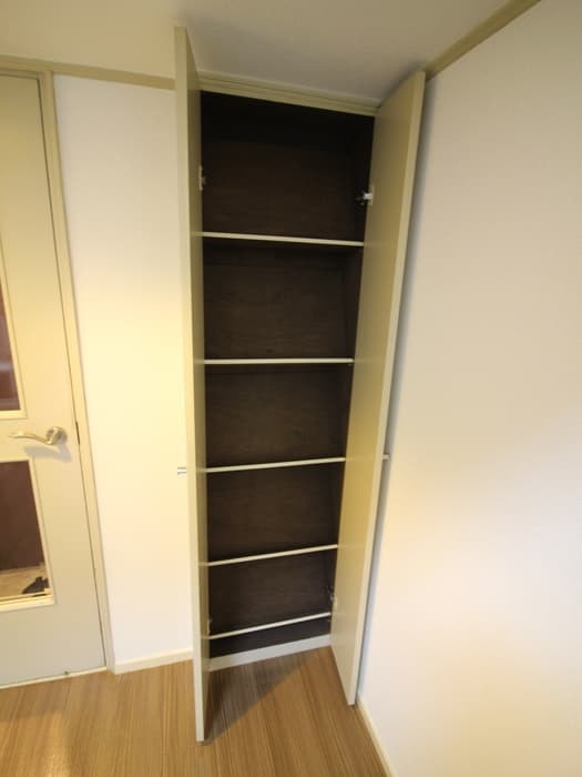 Room image 14